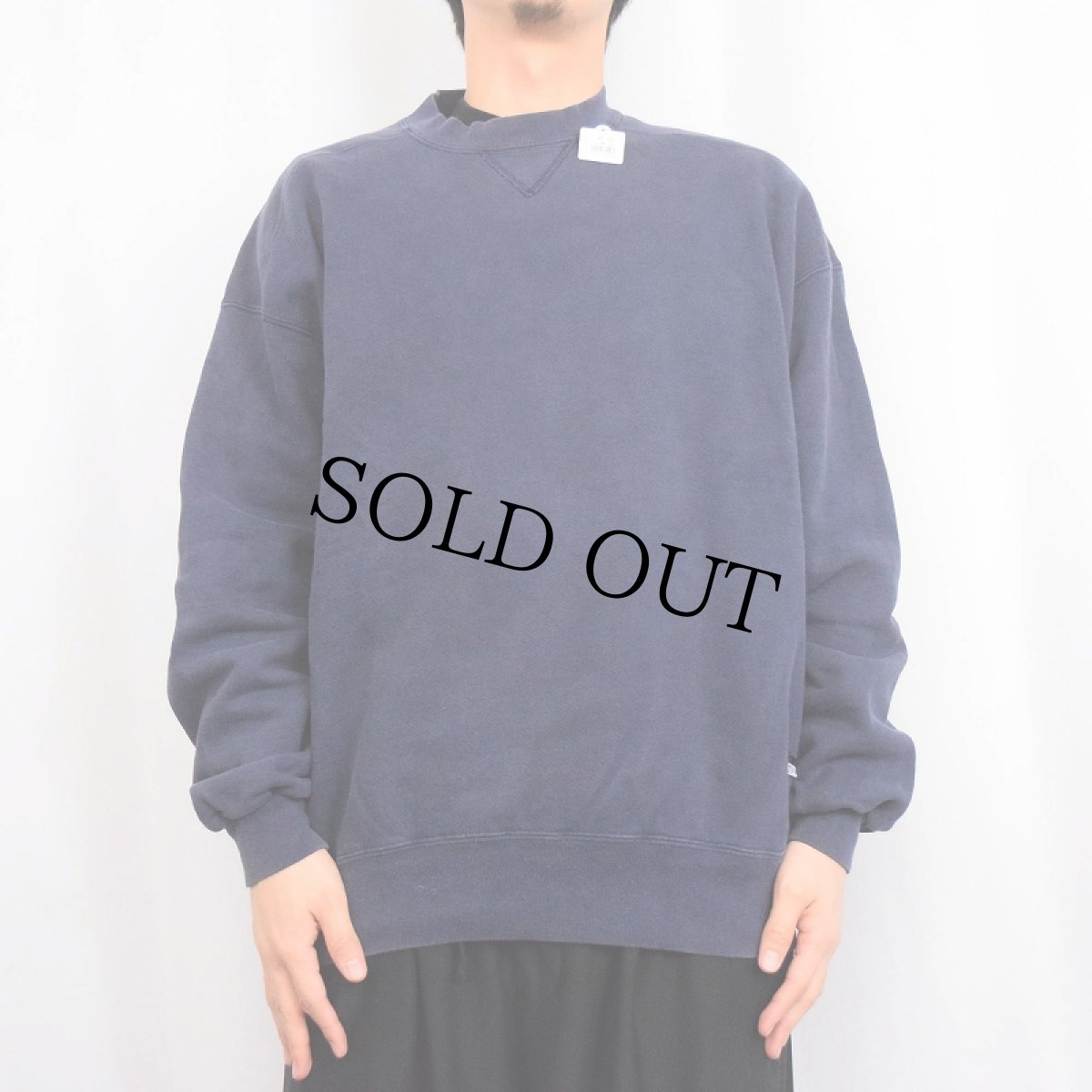画像2: 90's RUSSELL ATHLETIC USA製 "HIGH COTTON" 前V スウェット NAVY XL (2)