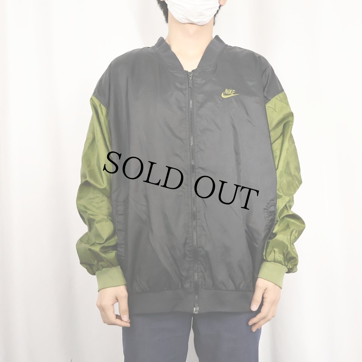 画像3: 90's NIKE 銀タグ 切り替えデザイン ナイロンジャケット BLACK L (3)