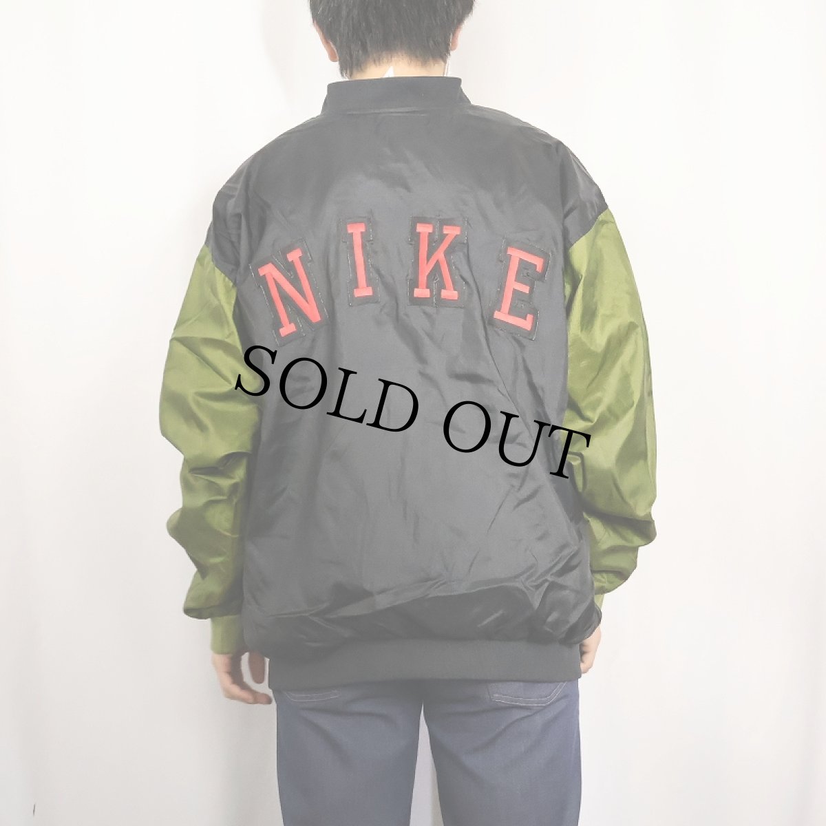 画像4: 90's NIKE 銀タグ 切り替えデザイン ナイロンジャケット BLACK L (4)