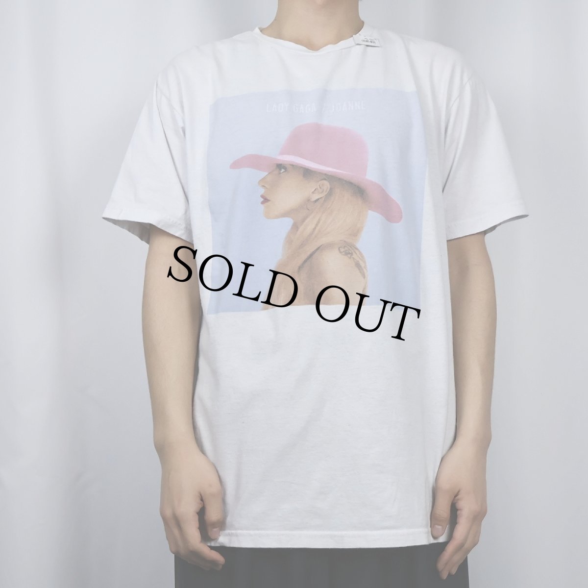 画像2: LADY GAGA "JOANNE" ミュージシャンアルバムTシャツ XL (2)