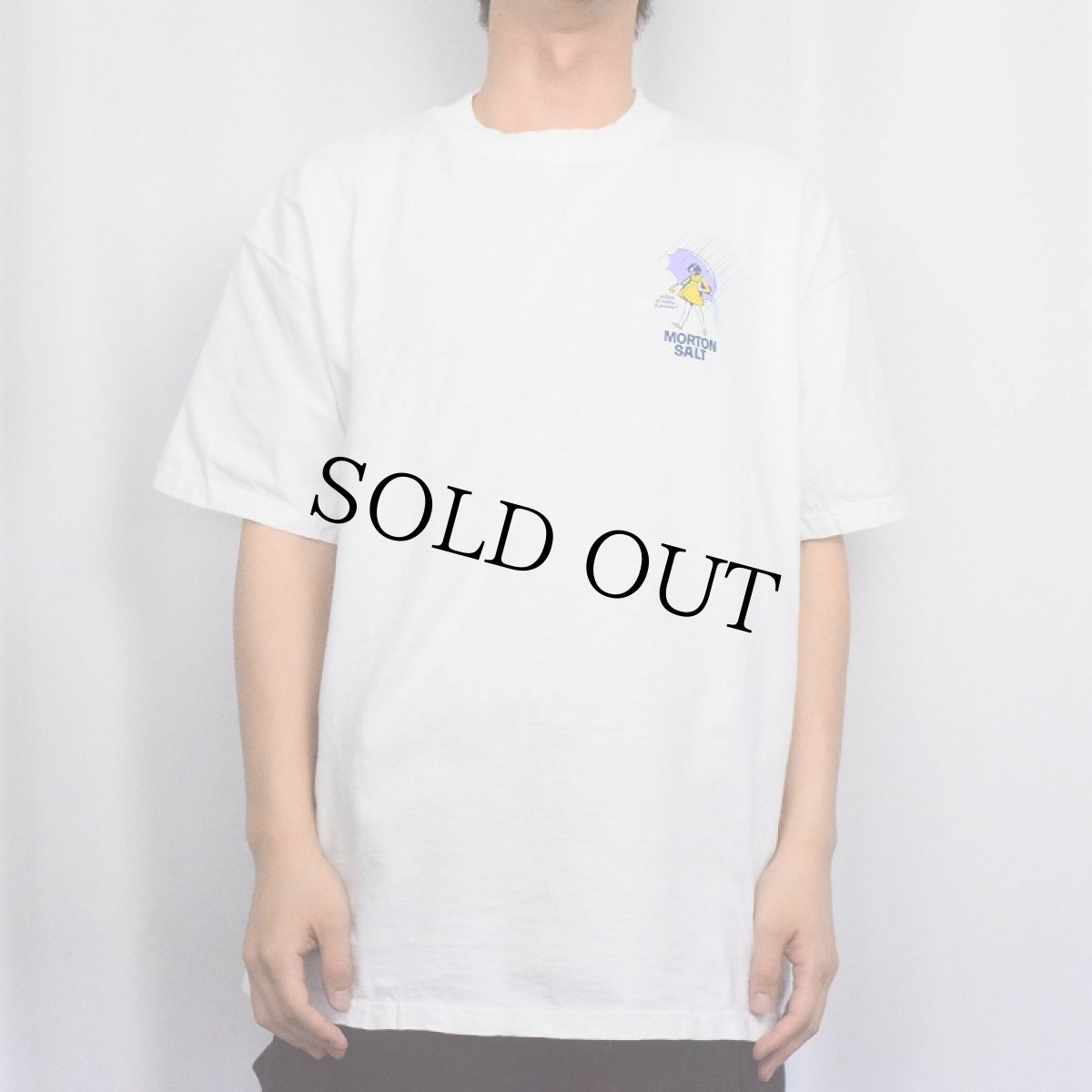 画像3: Morton Salt "when it rains it pours" 塩メーカープリントTシャツ XL (3)