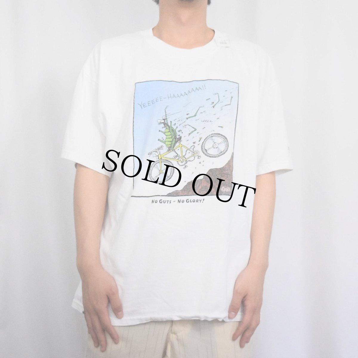 画像2: 90's "NO GUTS - NO GLORY!" シュールイラストプリントTシャツ XL (2)