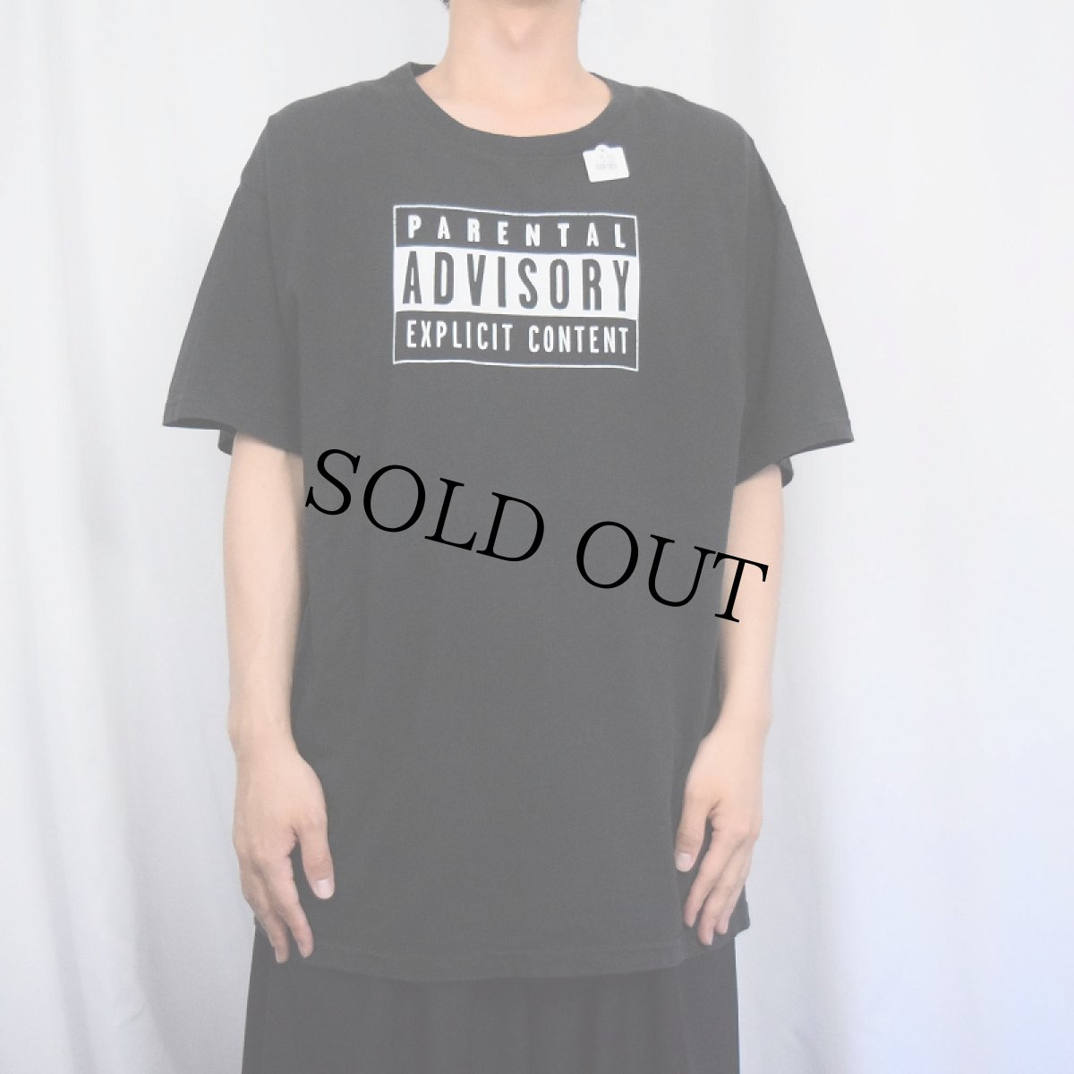 画像2: PARENTAL ADVISORY プリントTシャツ BLACK (2)