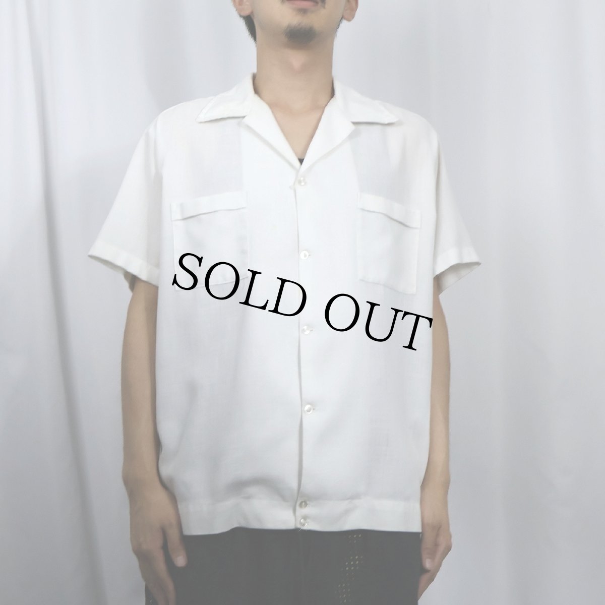 画像3: 60's Mr.Mort's USA製 "Encino Shrine Club" チェーン刺繍 レーヨンボーリングシャツ L (3)