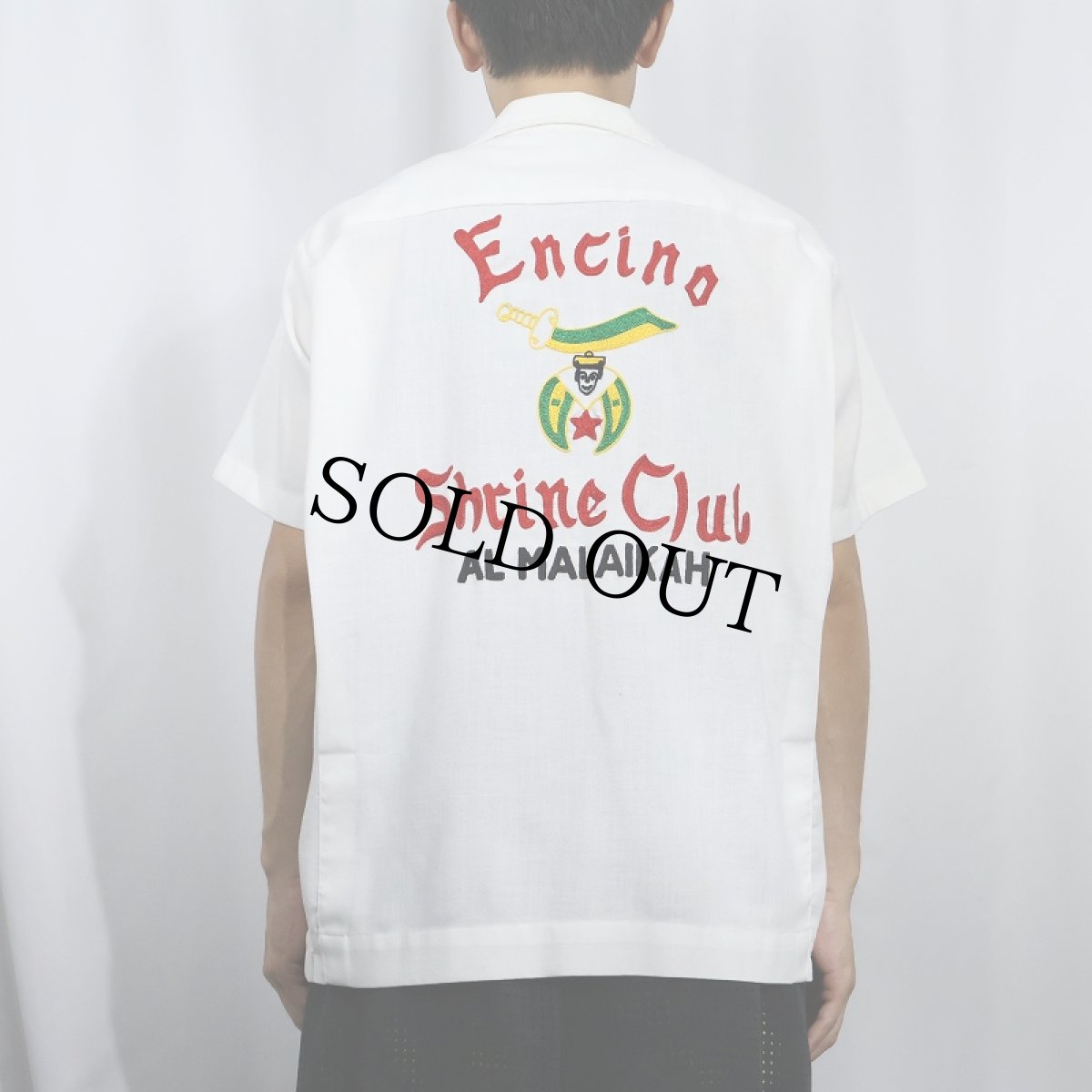 画像4: 60's Mr.Mort's USA製 "Encino Shrine Club" チェーン刺繍 レーヨンボーリングシャツ L (4)