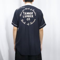 画像4: 50〜60's The Swingster "TANNER LUMBER CO." チェーン刺繍 レーヨンボーリングシャツ BLACK (4)