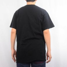 画像3: Steven Rhodes "Timmy has a Visitor" イラストプリントTシャツ BLACK L (3)