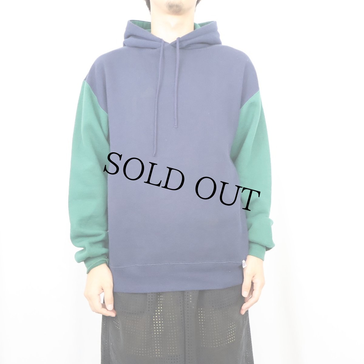 画像2: 90's RUSSELL ATHLETIC USA製 切り替えデザイン スウェットフーディ NAVY L (2)