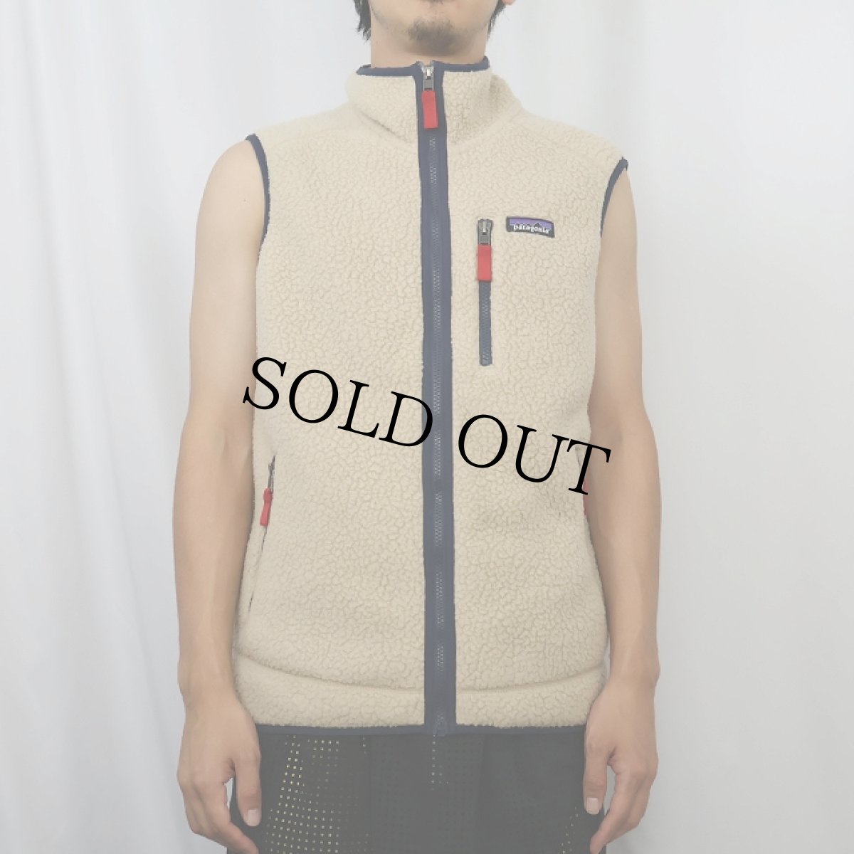画像2: Patagonia レトロパイルベスト M (2)
