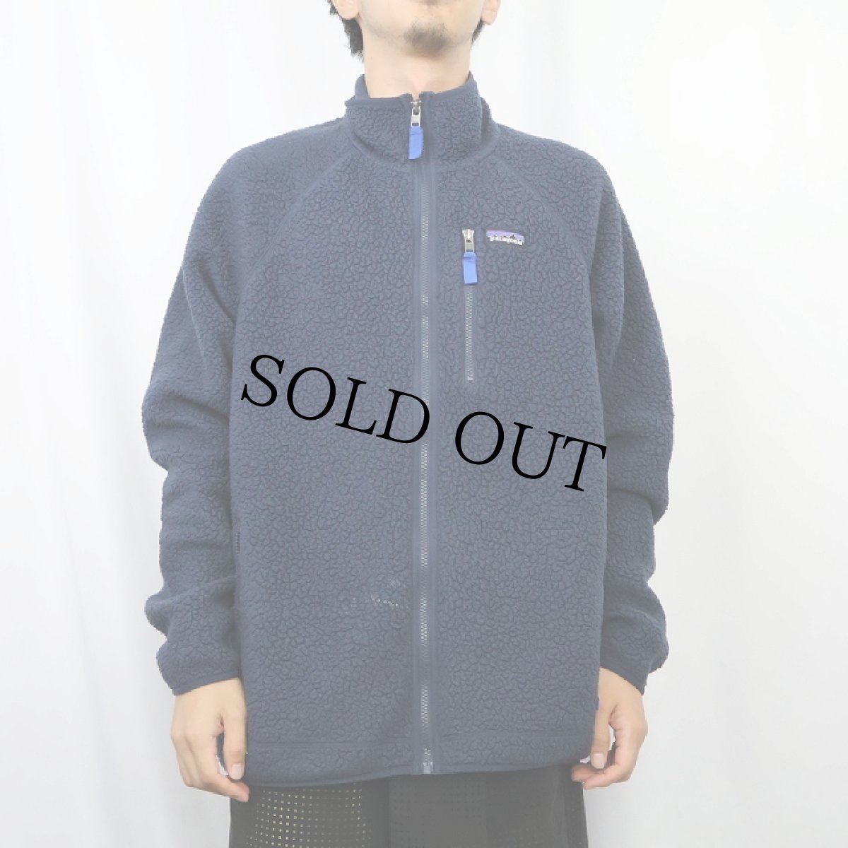 画像2: 2020AW Patagonia レトロパイルジャケット NAVY XL (2)