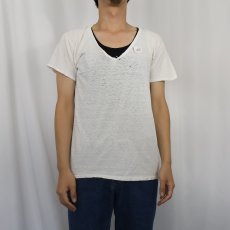 画像2: 70〜80's FRUIT OF THE LOOM USA製 Vネック 無地Tシャツ L (2)