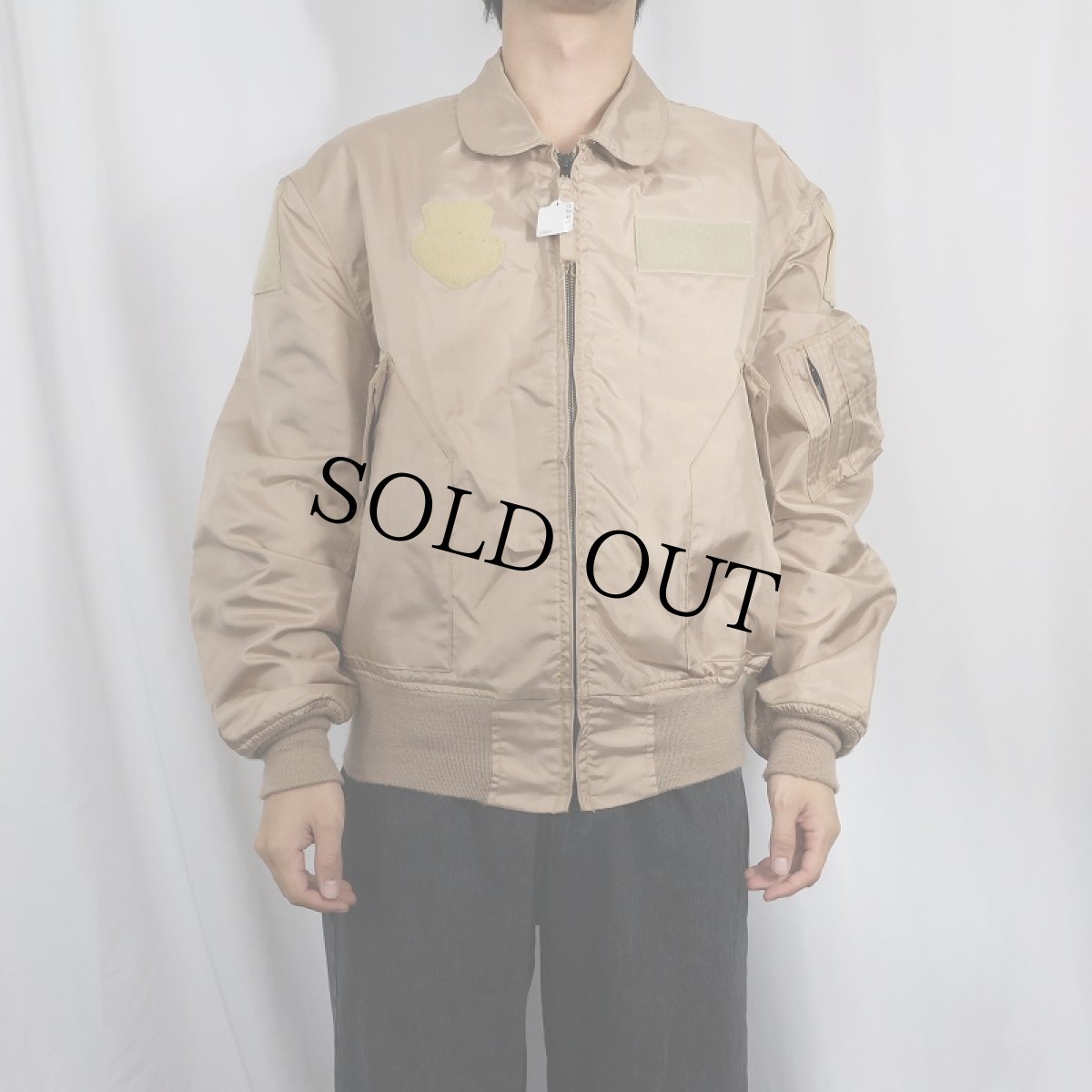 画像2: 2000's U.S.AIR FORCE CWU-36/P "TAN" フライトジャケット X-LARGE (2)