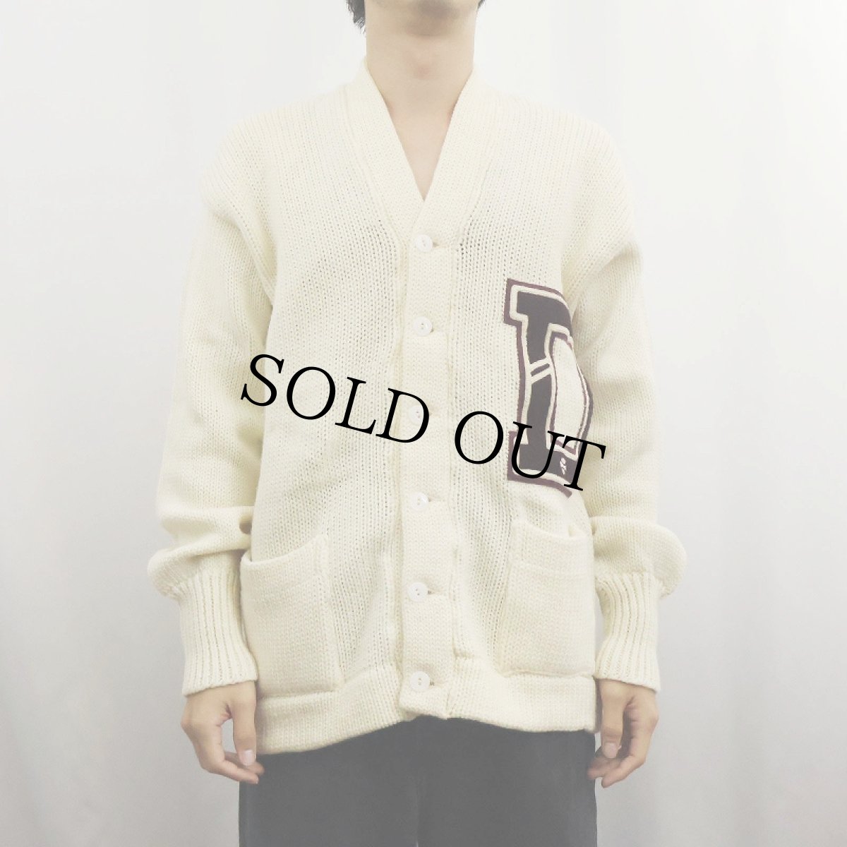 画像2: 60's〜 猫目ボタン ウール レタードニットカーディガン (2)