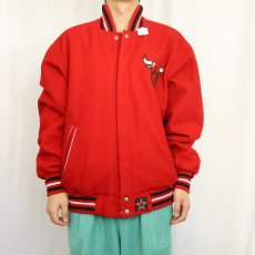 画像4: CHICAGO BULLS NBAチーム ロゴ刺繍 リバーシブルスタジャン L (4)