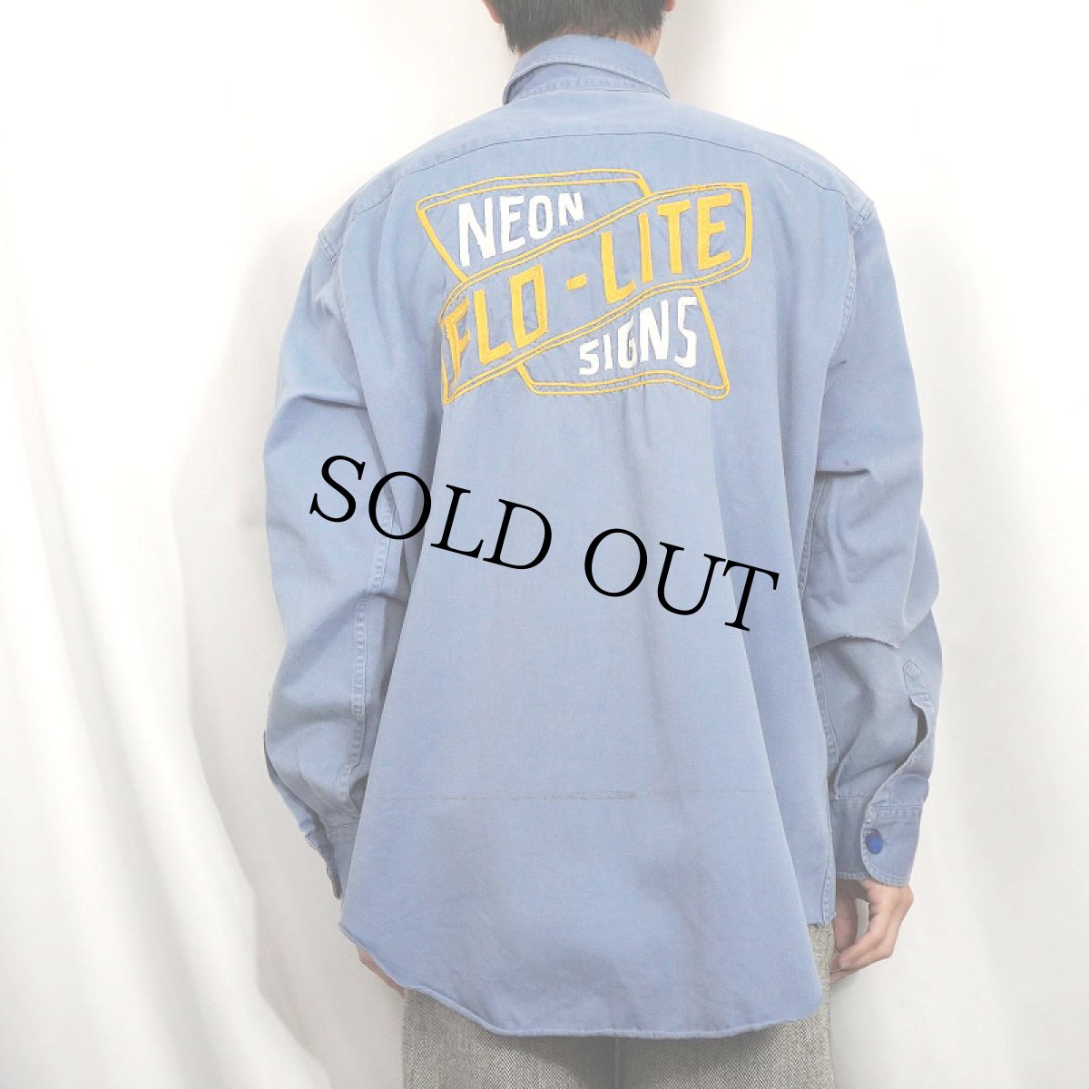 画像4: 50's LANKFORDS "NEON FLO-LITE SIGNS" チェーン刺繍 コットンギャバジン ワークシャツ SIZE17 LONG (4)