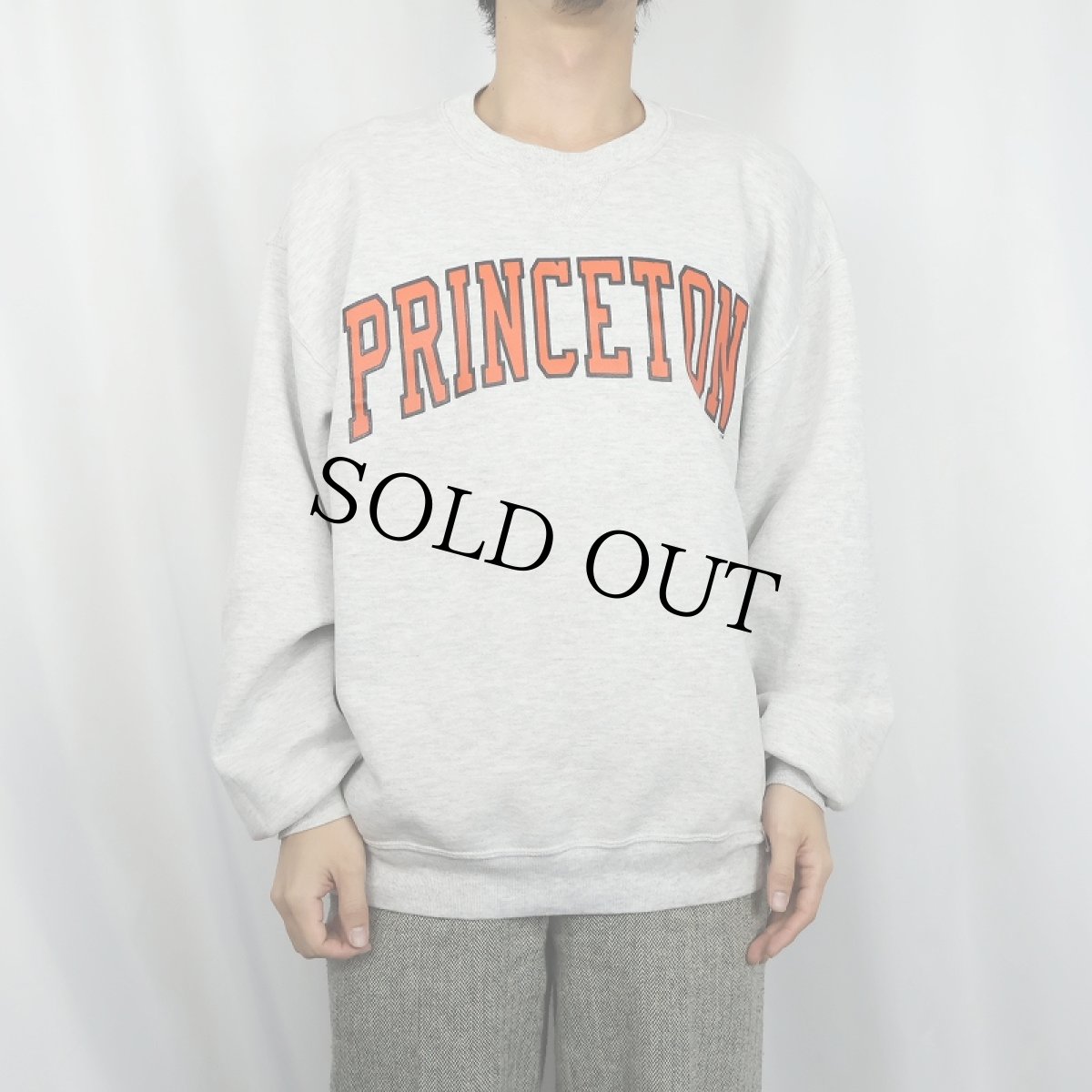 画像2: 90's〜 RUSSELL ATHLETIC USA製 前V "PRINCETON" プリントスウェット XL (2)