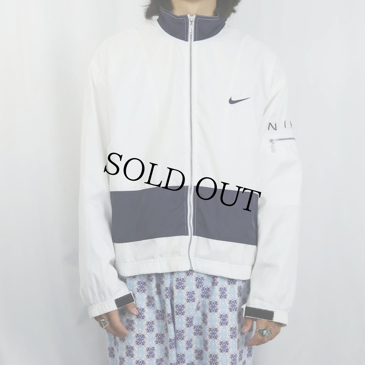 画像3: 90〜2000's NIKE 切り替えデザイン ポリエステルジャケット XL (3)