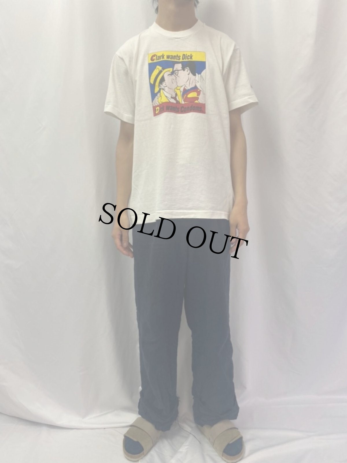 画像2: 90's USA製 "Clark wants Dick, Dick wants Condoms" ポップアートプリントTシャツ L (2)