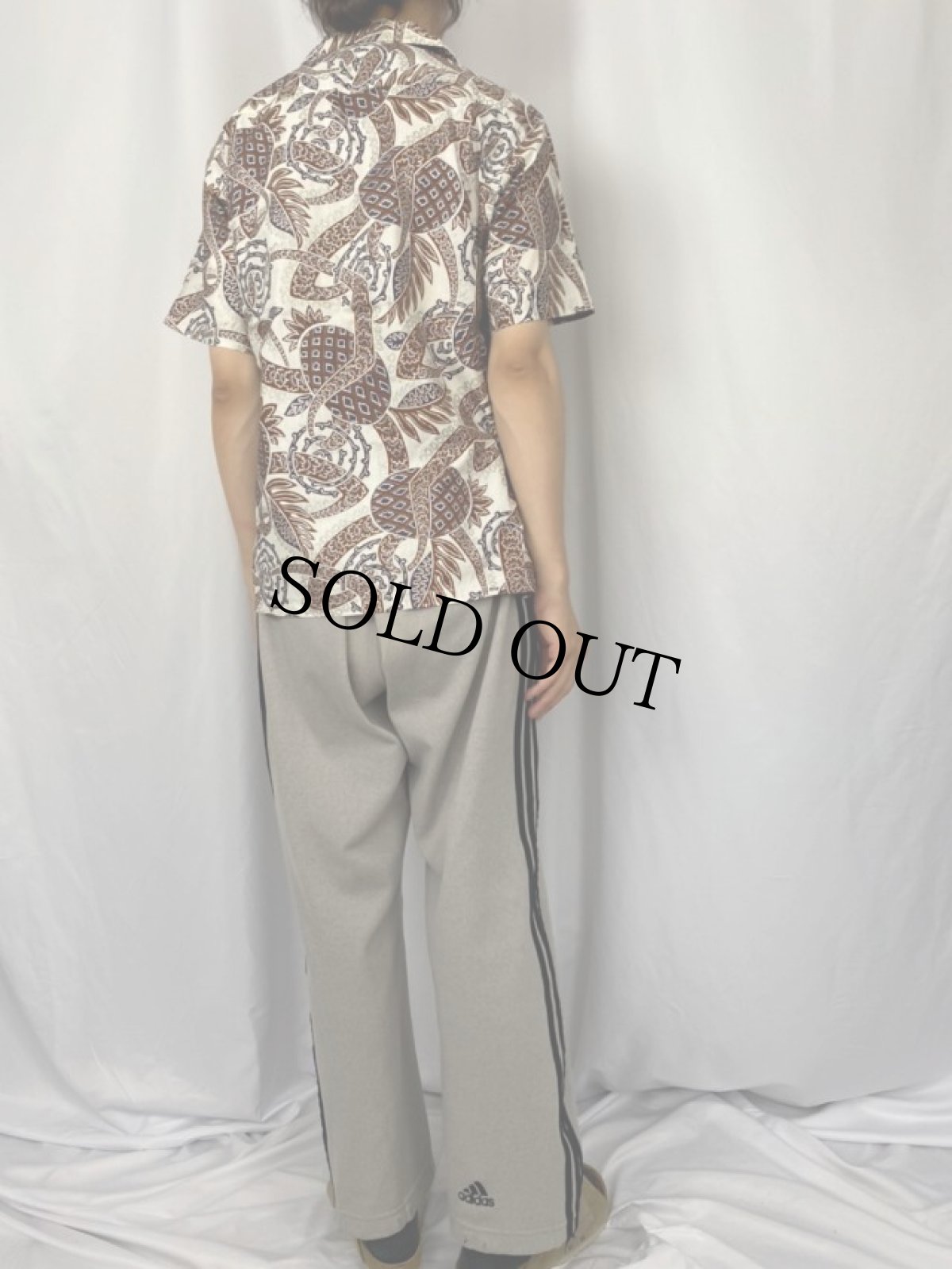 画像4: 60〜70's Surfriders Sportswear 古銭ボタンコットンアロハシャツ M (4)