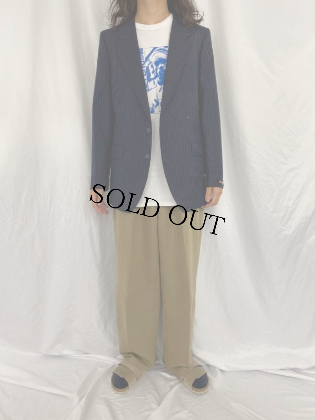 画像2: 80〜90's Yves Saint-Lauren FRANCE製 ペンシルストライプ柄 テーラードジャケット 42R DEADSTOCK (2)