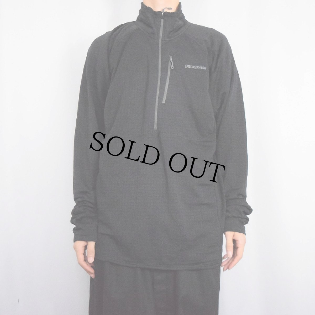 画像2: 2017SS patagonia Rシリーズ R1 POLARTEC フリースプルオーバージャケット BLACK XL (2)