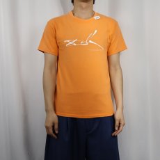 画像2: 2000's SALVADOR DALI 芸術家サインプリントTシャツ S (2)