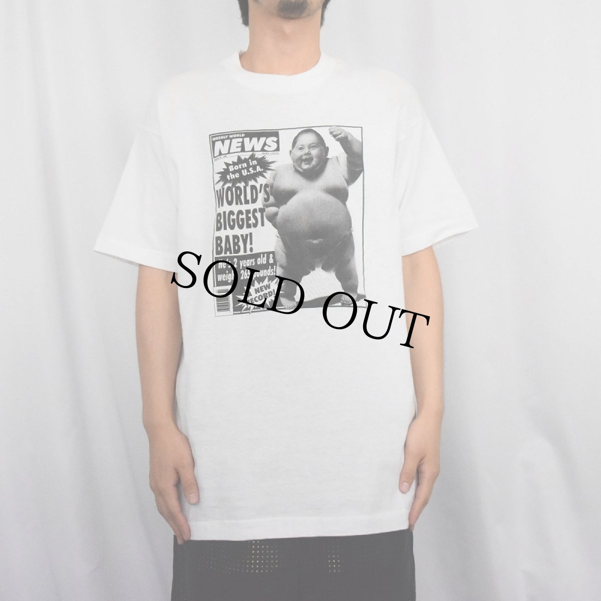 画像2: 90's USA製 "WORLD'S BIGGEST BABY" ジョークプリントTシャツ L (2)
