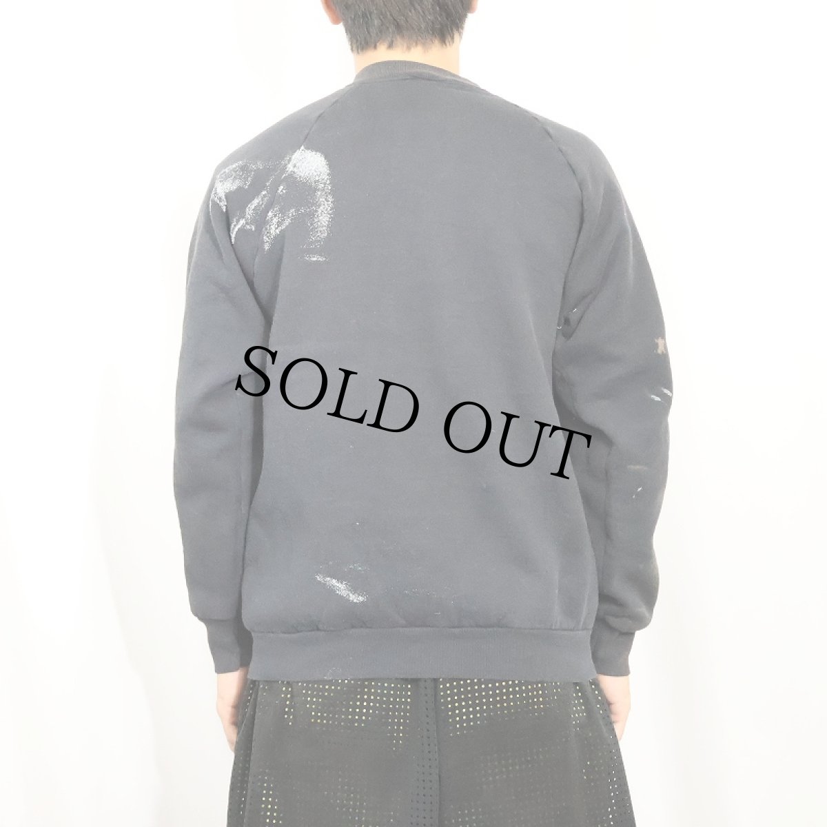 画像3: 90's FRUIT OF THE LOOM USA製 ペンキペイント ラグランスウェット BLACK L (3)