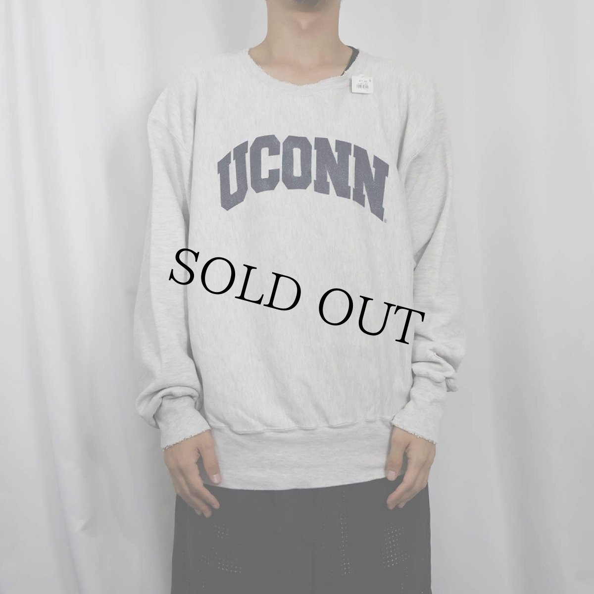 画像2: 80's〜 Champion REVERSE WEAVE "UCONN" プリントスウェット (2)