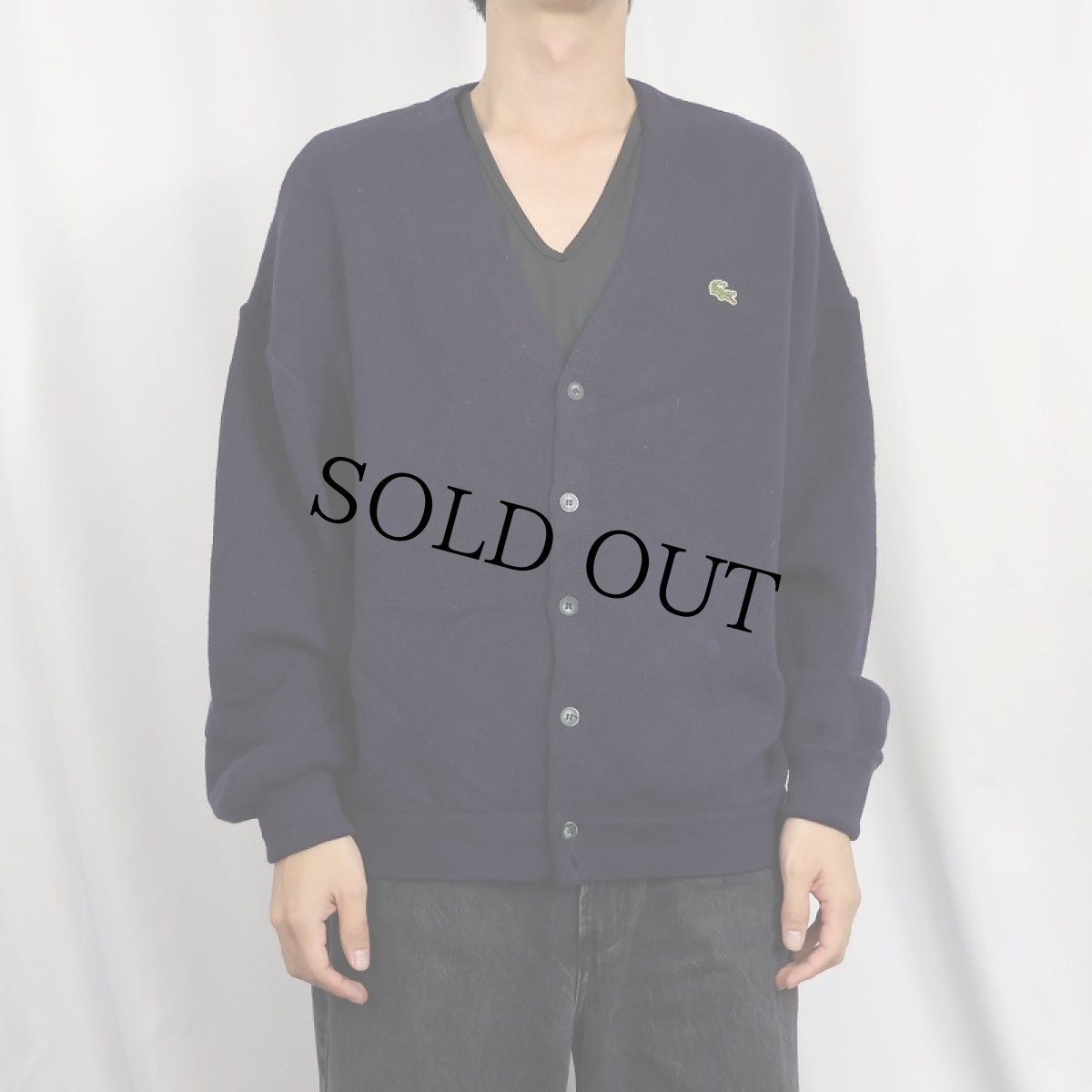 画像2: 90's LACOSTE FRANCE製 ロゴ刺繍 ウールニットカーディガン NAVY SIZE5 (2)