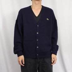 画像2: 90's LACOSTE FRANCE製 ロゴ刺繍 ウールニットカーディガン NAVY SIZE5 (2)