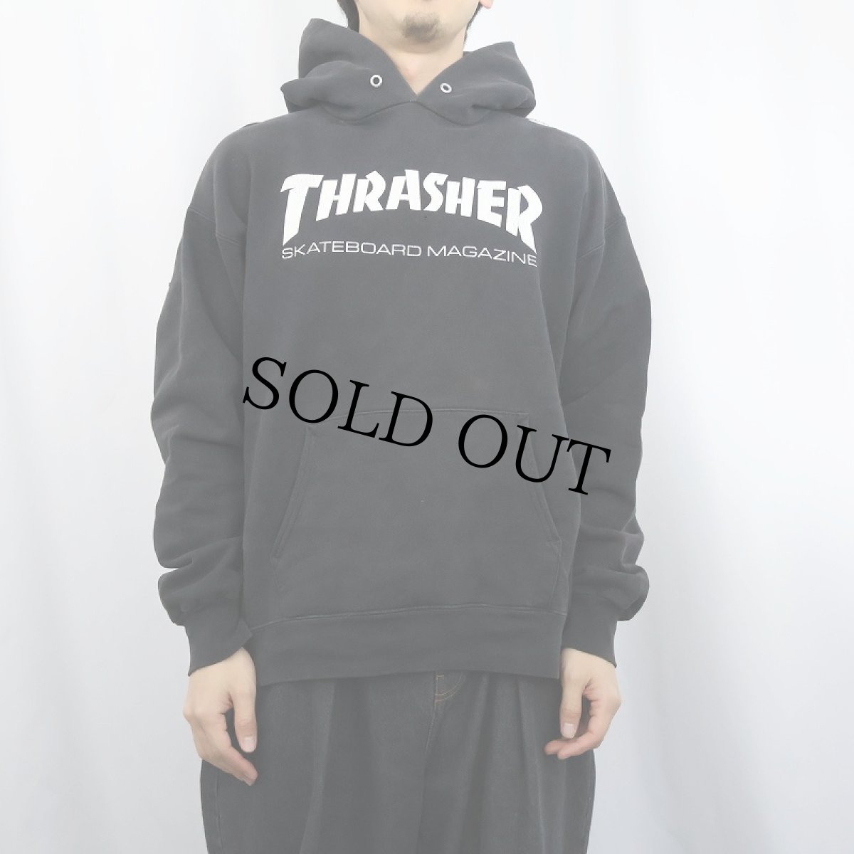 画像2: THRASHER ロゴプリント スウェットフーディー BLACK M (2)