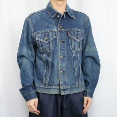 画像3: 70's Levi's 70505-0217 USA製 "Coors" ビールメーカーロゴ チェーン刺繍 デニムジャケット SIZE44 (3)