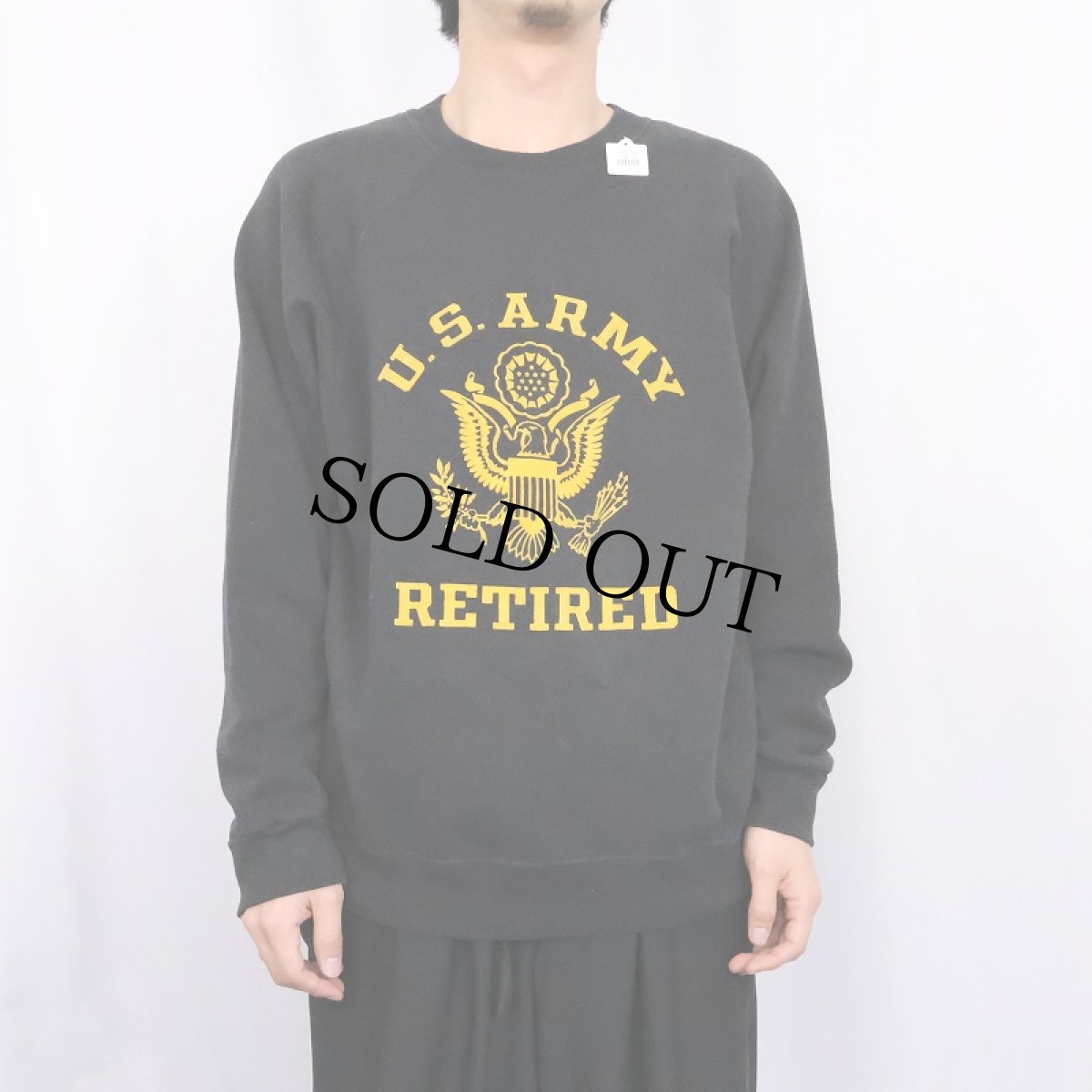 画像2: 80's U.S.ARMY USA製 フロッキープリント ラグランスウェット BLACK L (2)