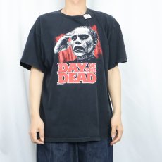 画像2: 2000's DAY OF THE DEAD ゾンビホラー映画プリントTシャツ BLACK XL (2)