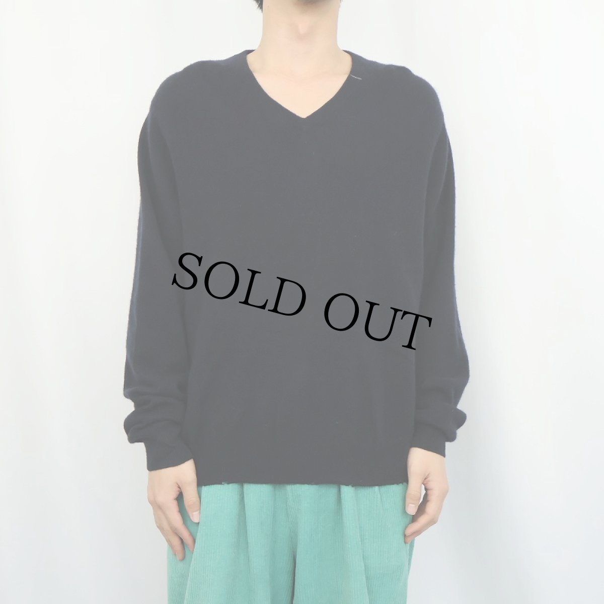 画像2: Vネック カシミアニットセーター NAVY (2)