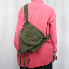 画像2: 70's U.S.ARMY M-183 DEMOLITION BAG (2)