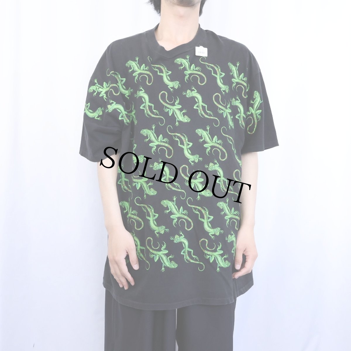 画像3: 90's USA製 イグアナプリントTシャツ BLACK XXL (3)