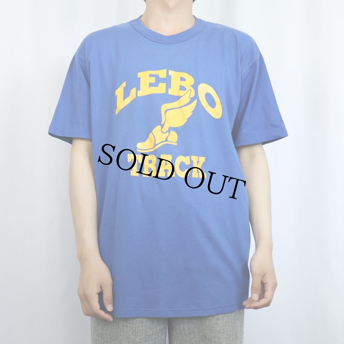 画像2: 80's RUSSELL ATHLETIC USA製 "LEBO TRACK" ウイングフット プリントTシャツ XL (2)