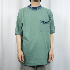 画像2: 90's GAP モックネック ポケットTシャツ (2)