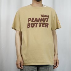 画像3: Reese's Puffs "TEAM PEANUT BUTTER" シリアルブランド プリントTシャツ L (3)