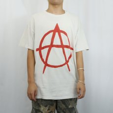 画像3: 90's Blue Grape USA製 "PUNK'S NOT DEAD" アナーキーマークプリントTシャツ XL (3)