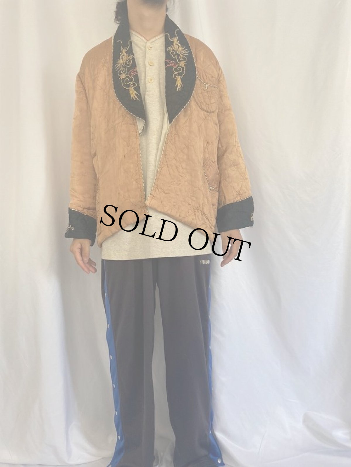 画像2: 50〜60's 龍刺繍 スカガウン (2)