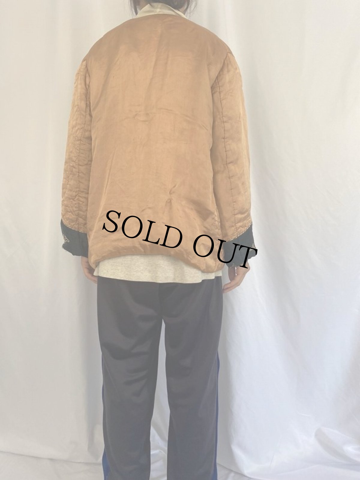 画像4: 50〜60's 龍刺繍 スカガウン (4)