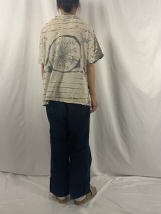 画像4: 【SALE】90's USA製 太陽柄 ハンドペイント×タイダイ Tシャツ XL (4)