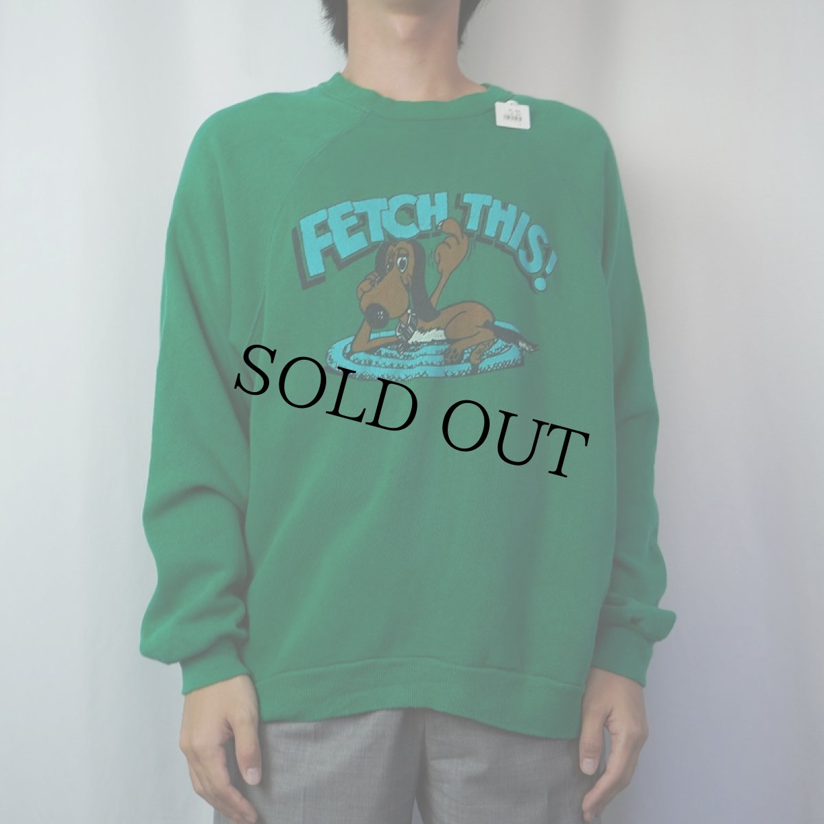 画像2: 80〜90's USA製 "FETCH THIS!" アクリル×コットン 犬プリントラグランスウェット XL (2)