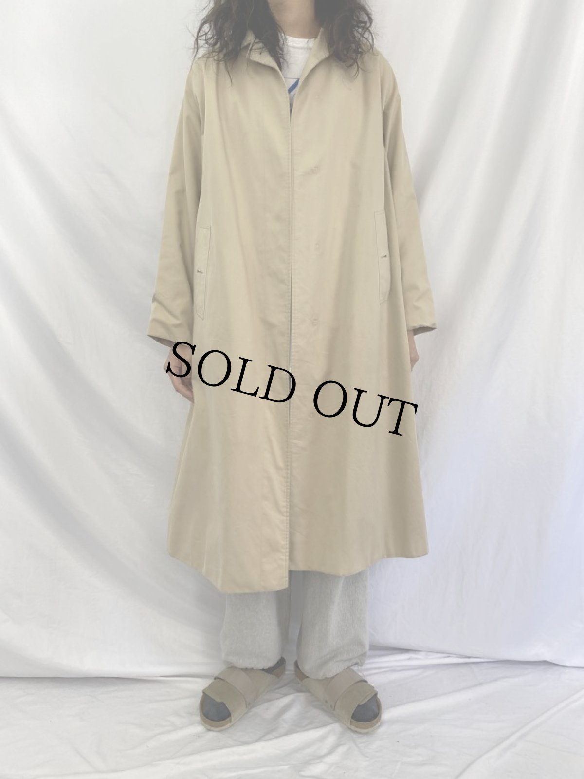 画像2: 80's Burberrys' ENGLAND製 "一枚袖" コットンギャバジン ステンカラーコート (2)