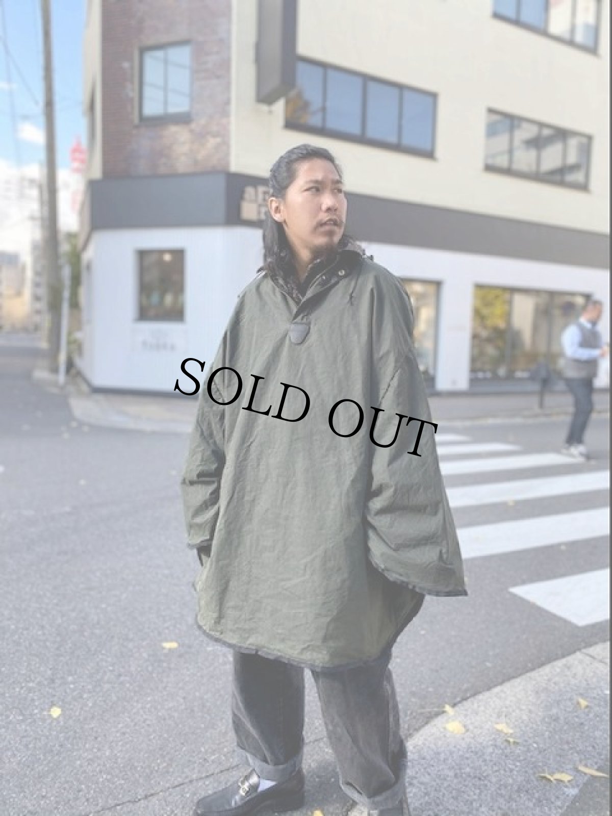 画像5: HALLEY STEVENSONS オイルドコットン リフレクター付き ケープポンチョ カーキ (5)