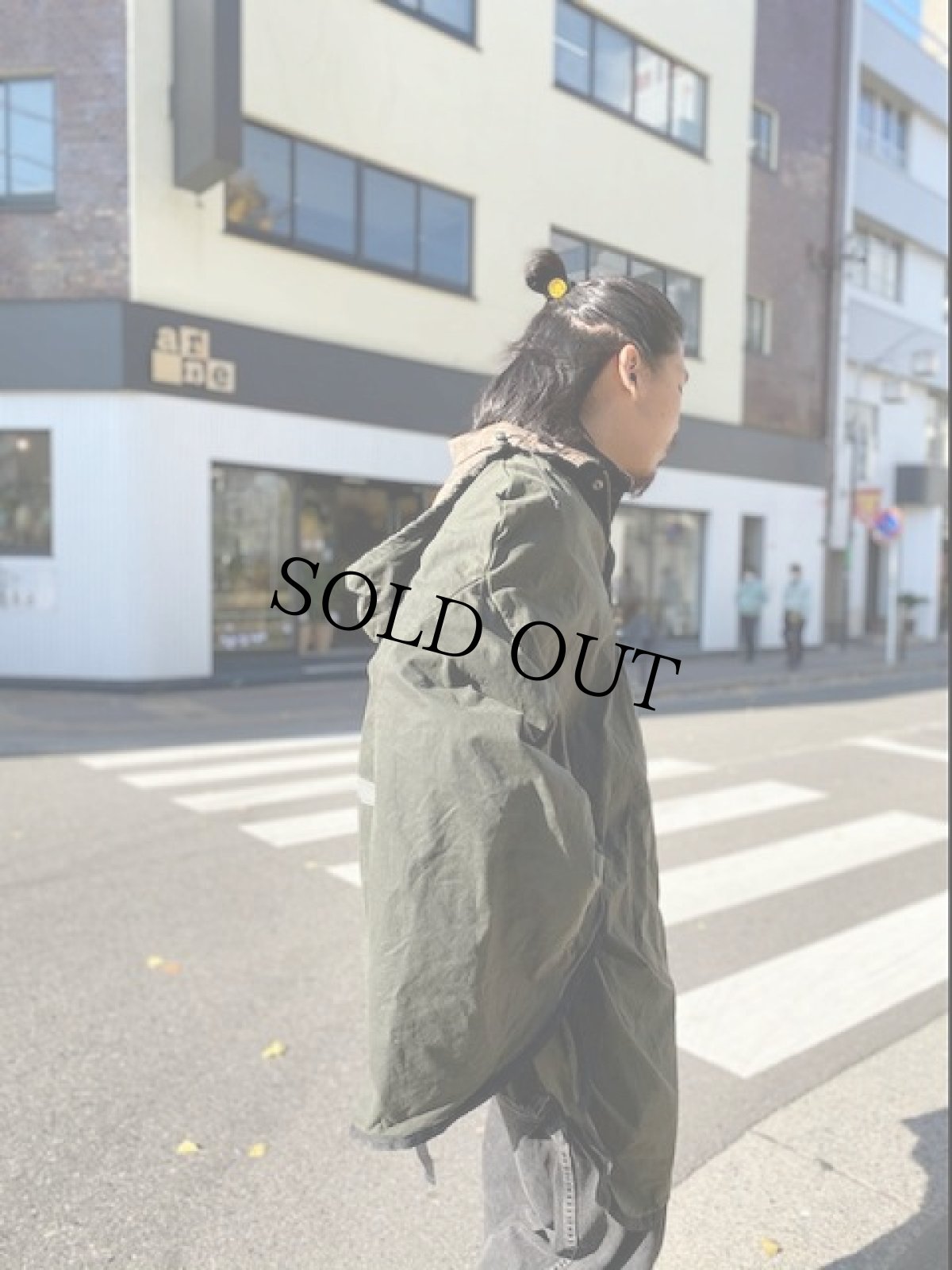 画像6: HALLEY STEVENSONS オイルドコットン リフレクター付き ケープポンチョ カーキ (6)