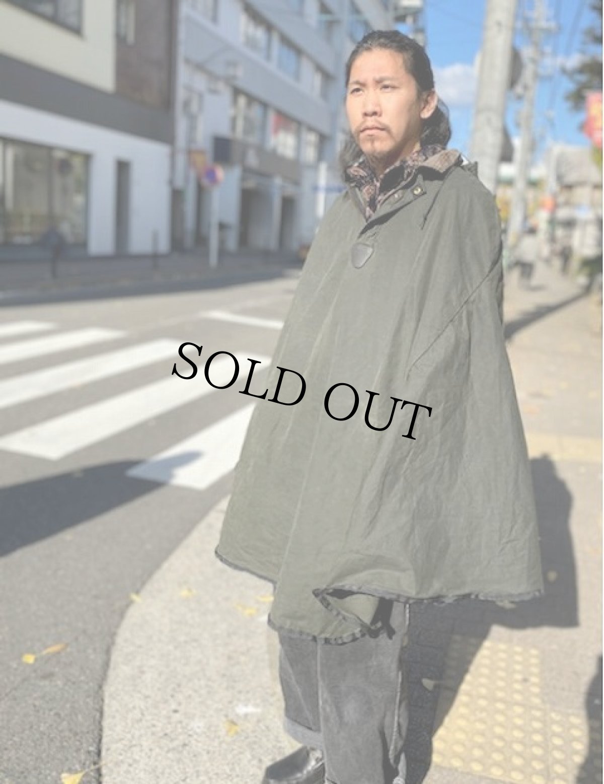 画像7: HALLEY STEVENSONS オイルドコットン リフレクター付き ケープポンチョ カーキ (7)